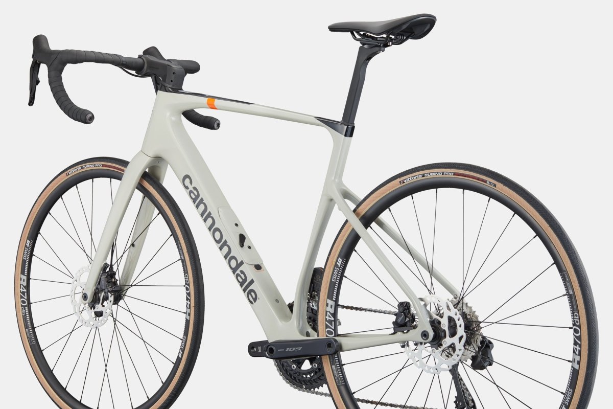 Cannondale Synapse Carbon 4 - Maantiepyörät - Chalk - 44 - | Bikexpert